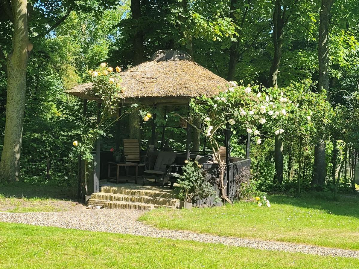 Pastorie Waaxens Bed and Breakfast Εξωτερικό φωτογραφία